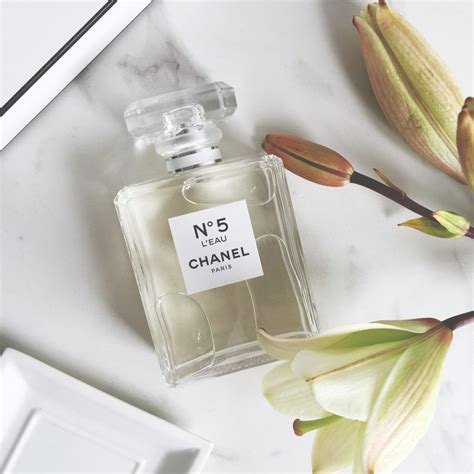 chanel nr 5 l'eau|Chanel 5 l'eau review.